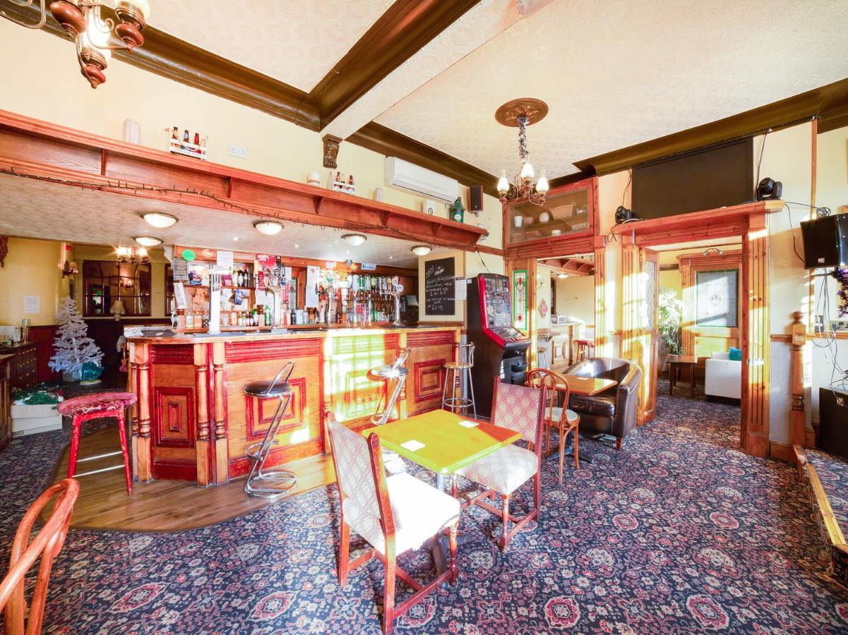Sneyd Arms Hotel Stoke-on-Trent Extérieur photo